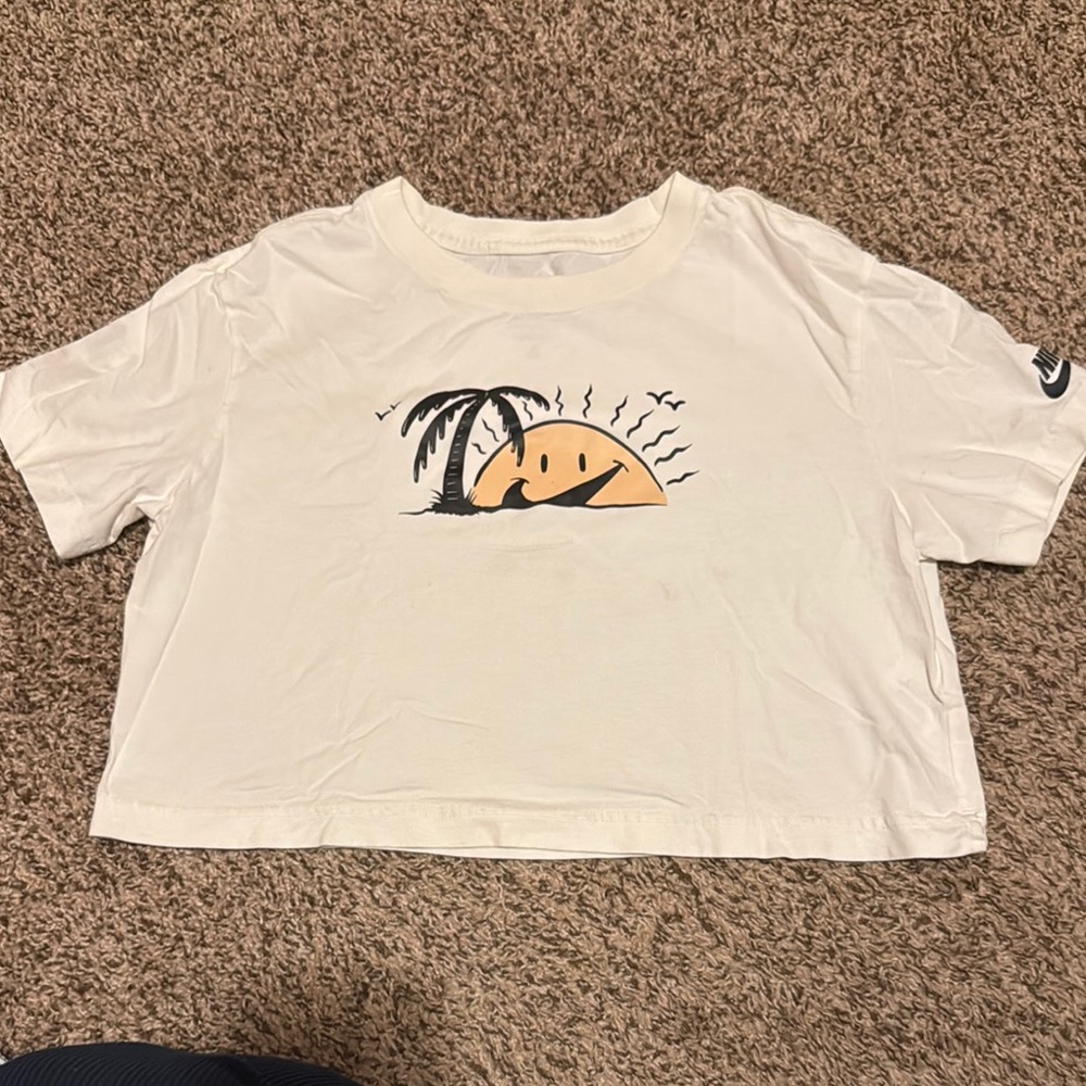 Nike White Graphic Tee with Palm Tree Design